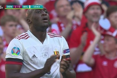 Hành động cực đẹp của đội tuyển Bỉ để tri ân Eriksen