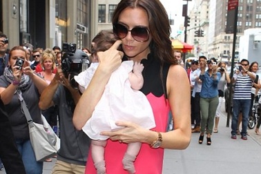 Bà Becks cùng con gái kỉ niệm show diễn thành công tại New York