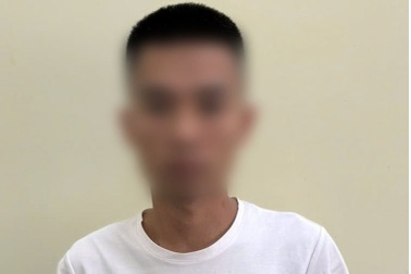 Tài xế ô tô gây tai nạn khiến hai người bị thương nặng