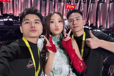 Chuyên gia trang điểm kể chuyện hậu trường của Phương Mỹ Chi ở "Sing! Asia"