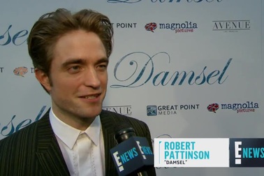 Robert Pattinson điển trai dự sự kiện