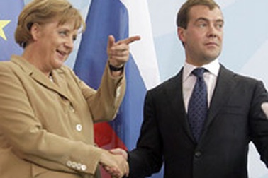 Tổng thống Nga Medvedev lần đầu "Tây tiến"