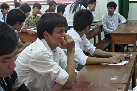 Sẽ có 2 mức điểm sàn ĐH, CĐ: Độc giả băn khoăn 