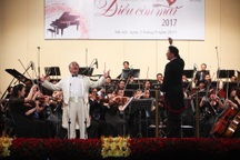 Hoà nhạc "Điều còn mãi": Âm hưởng không bao giờ quên