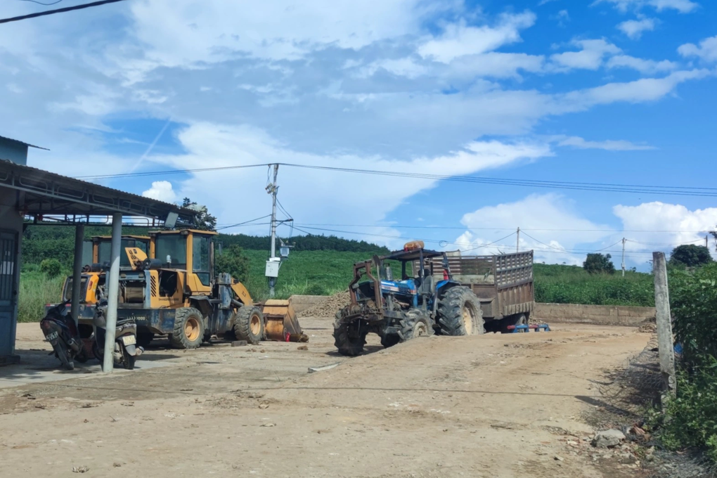 Ồ ạt xây trạm cân nông sản trái phép ở Kon Tum - 5 Ồ ạt xây trạm cân nông sản trái phép ở Kon Tum - 5