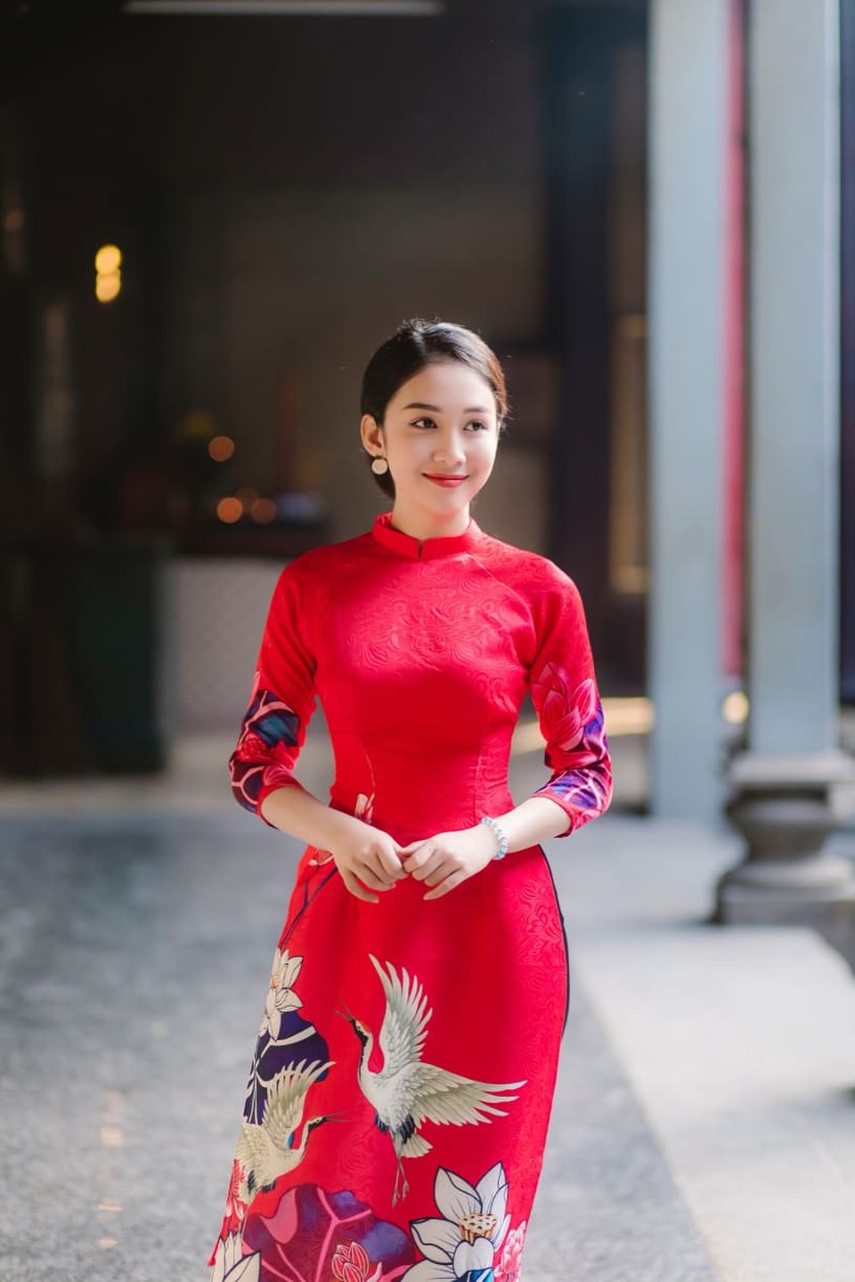 Hoa khôi ĐH Công nghệ TP.HCM duyên dáng trong bộ ảnh đón Xuân - 13 Hoa khôi ĐH Công nghệ TP.HCM duyên dáng trong bộ ảnh đón Xuân - 13