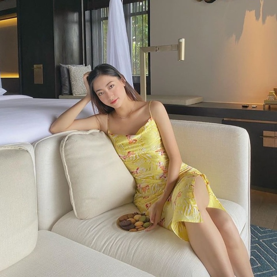 Hoa hậu Lương Thùy Linh tung ảnh bikini nóng bỏng chào hè - 8 Hoa hậu Lương Thùy Linh tung ảnh bikini nóng bỏng chào hè - 8