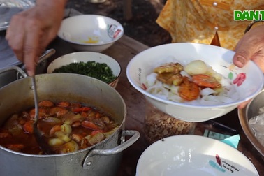 Khám phá chợ quê Kim Bồng bên dòng sông Thu Bồn thơ mộng