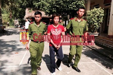 Giải mã nụ cười bí hiểm của Đặng Văn Hùng trong Trại giam