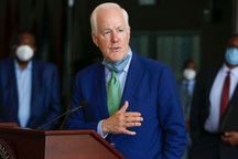 Truyền thông Trung Quốc "sôi sục" vì dòng tweet về Đài Loan của nghị sĩ Mỹ