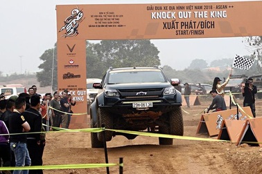 Giải Đua xe địa hình đối kháng Knock Out the King trở lại Hà Nội