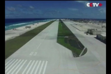 Trung Quốc lần đầu phát sóng hình ảnh xây dựng trái phép trên đá Chữ Thập