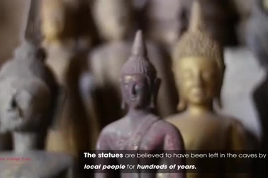 Bên trong hang động có tới 4.000 pho tượng Phật được chạm khắc tinh xảo