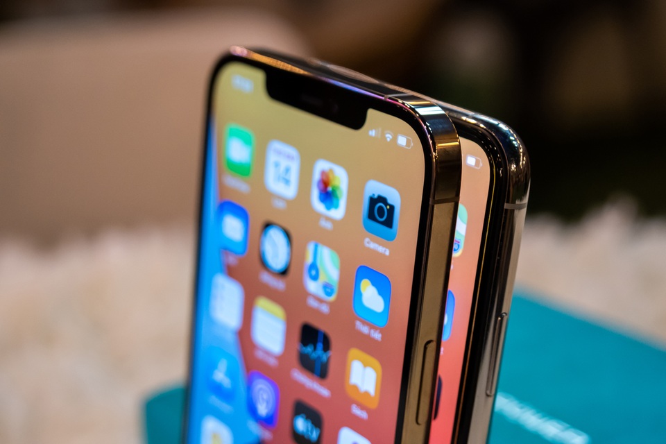 So sánh iPhone 12 Pro Max và 11 Pro Max: Có đáng để nâng cấp? - 3 So sánh iPhone 12 Pro Max và 11 Pro Max: Có đáng để nâng cấp? - 3