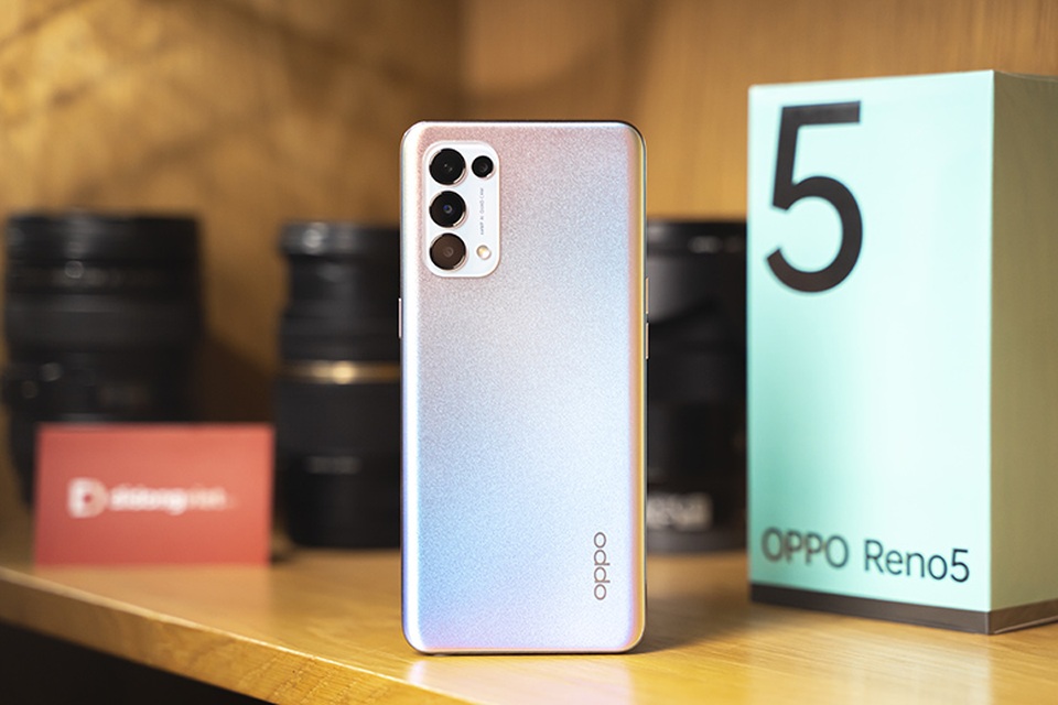 Chọn smartphone chơi Tết dưới 10 triệu đồng - 5 Chọn smartphone chơi Tết dưới 10 triệu đồng - 5