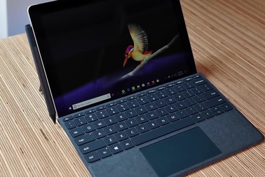 Thực tế Surface Go - Chiếc máy tính bảng cỡ nhỏ vừa trình làng của Microsoft