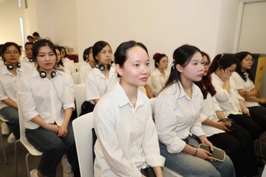 Đức đài thọ học tiếng, cam kết việc làm trợ lý điều dưỡng cho lao động Việt