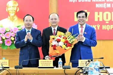 Hà Tĩnh bầu bổ sung nhiều chức danh lãnh đạo tỉnh