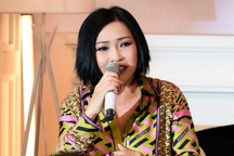 Phương Thanh kể về năm 17 tuổi sang Campuchia hát vũ trường cát-xê 400 USD