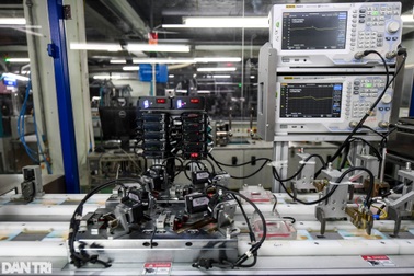 Khám phá bên trong nhà máy sản xuất căn cước công dân gắn chip