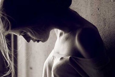 Mất chồng vì "mở cửa" giúp anh đi tìm cảm giác lạ