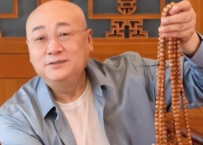 Sao “Tây du ký” thừa kế 4 tỷ USD từ vợ, vẫn livestream bán hàng mỗi ngày - 3