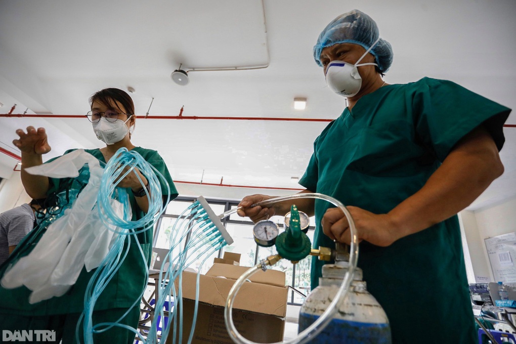 Thiếu thuốc: Bệnh nhân sống mòn chờ đợi, bác sĩ tiến thoái lưỡng nan - 2 Thiếu thuốc: Bệnh nhân sống mòn chờ đợi, bác sĩ tiến thoái lưỡng nan - 2