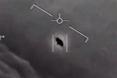 Hải quân Mỹ thừa nhận “nhiều lần” nhìn thấy UFO tại các căn cứ quân sự tối mật