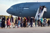 Mỹ rà soát lại thẻ xanh cấp cho công dân 19 nước