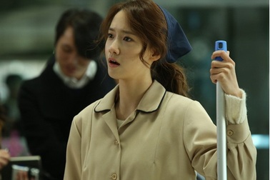 YoonA - Bóng hồng đang tỏa hương của màn ảnh Hàn