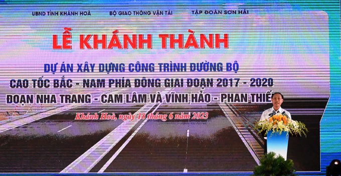 Thứ trưởng Bộ Giao thông Vận tải Lê Đình Thọ phát biểu tại buổi lễ