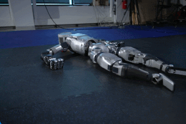 Robot hình người thế hệ mới trình diễn động tác linh hoạt đáng kinh ngạc