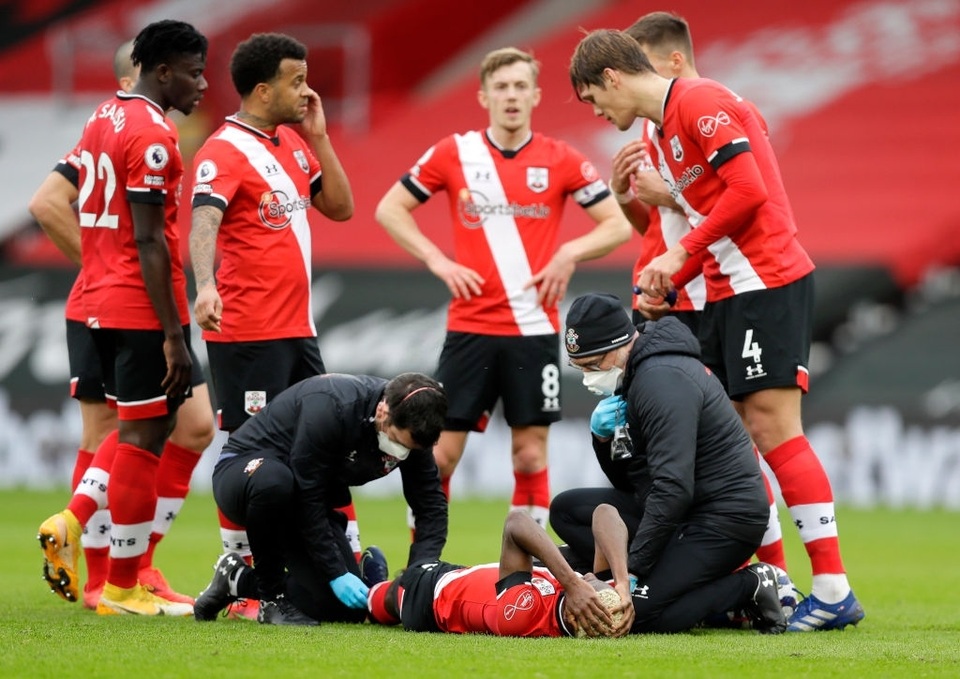 Southampton 1-1 Chelsea: Một điểm nhọc nhằn - 6 Southampton 1-1 Chelsea: Một điểm nhọc nhằn - 6