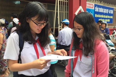 Hình con dế xuất hiện trong đề Toán lớp 10 ở TPHCM