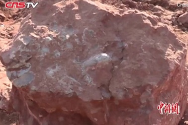 Ổ trứng khủng long 130 triệu năm còn nguyên vẹn mới được phát hiện