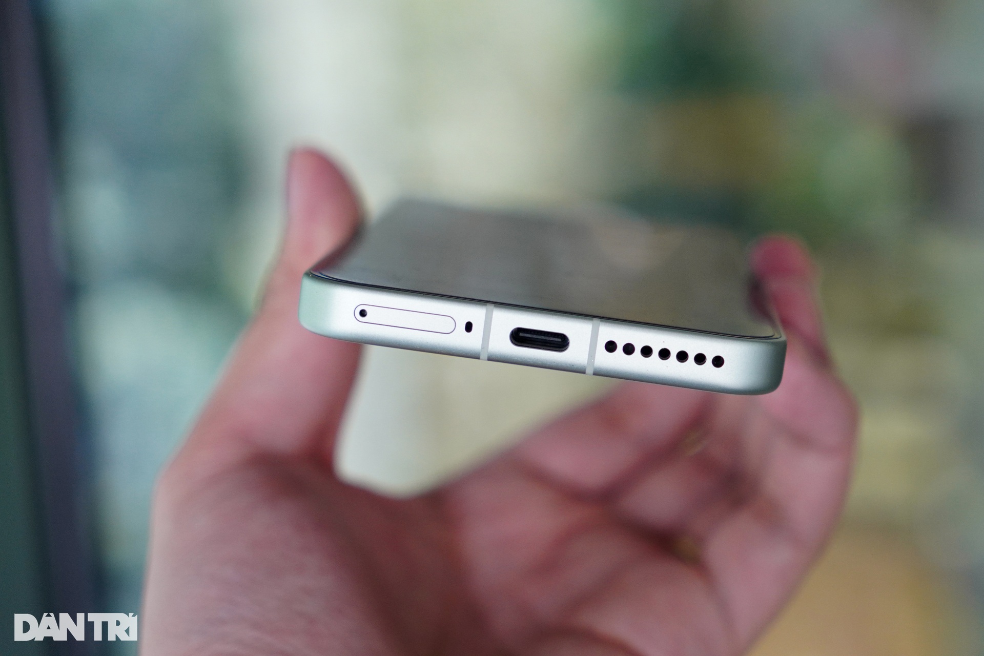 Đánh giá Xiaomi 15: Đối thủ của iPhone 16, Galaxy S25 - 4 Đánh giá Xiaomi 15: Đối thủ của iPhone 16, Galaxy S25 - 4