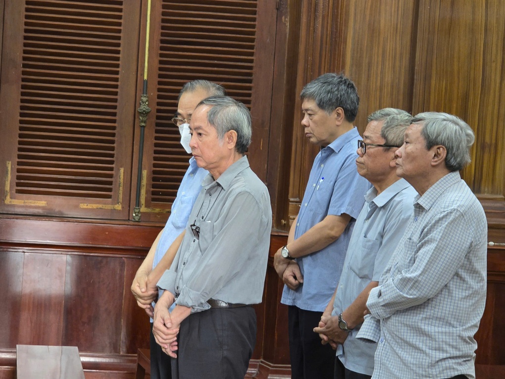 Công ty Nguyễn Kim nộp lại hơn 68 tỷ đồng trong vụ chuyển giao đất vàng - 1 Công ty Nguyễn Kim nộp lại hơn 68 tỷ đồng trong vụ chuyển giao “đất vàng”