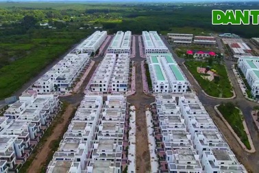 Clip cận cảnh dự án gần 500 căn biệt thự xây trái phép ở Trảng Bom