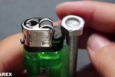 Những cách sử dụng bật lửa mà ít người biết đến