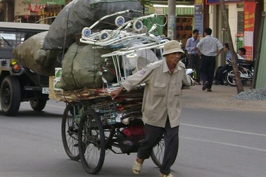 TPHCM: Người nghèo thu nhập 16 triệu đồng/năm