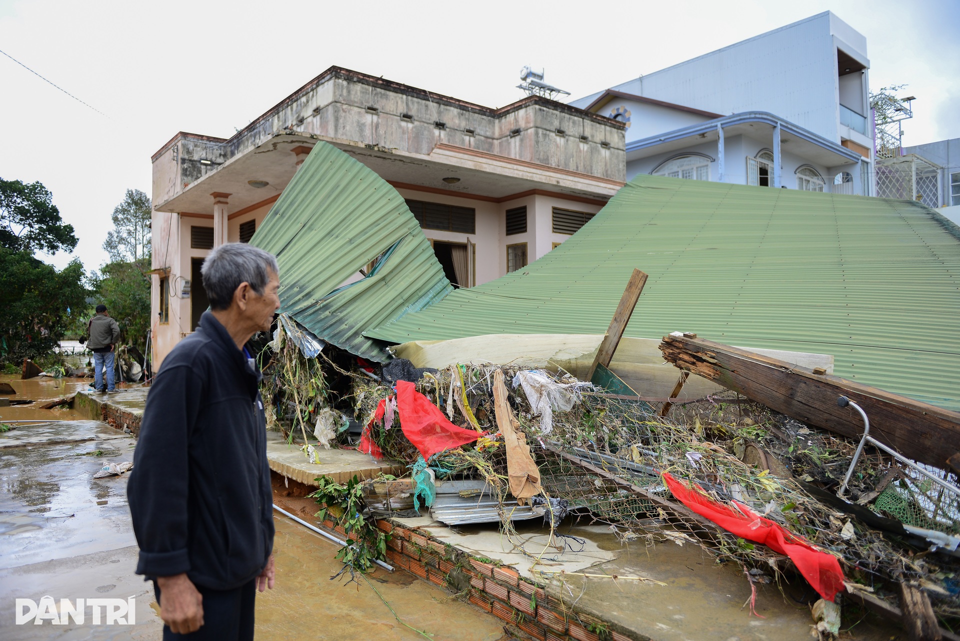 Một đêm lũ dữ, nhiều gia đình ở Lâm Đồng trắng tay - 2
