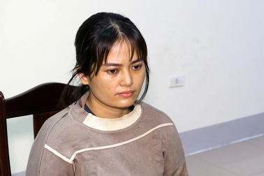 Đưa lao động sang Campuchia trái phép, hưởng hoa hồng 2.000 USD