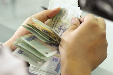 Đi làm vào ngày lễ và nghỉ bù vào ngày khác, tính lương thế nào?