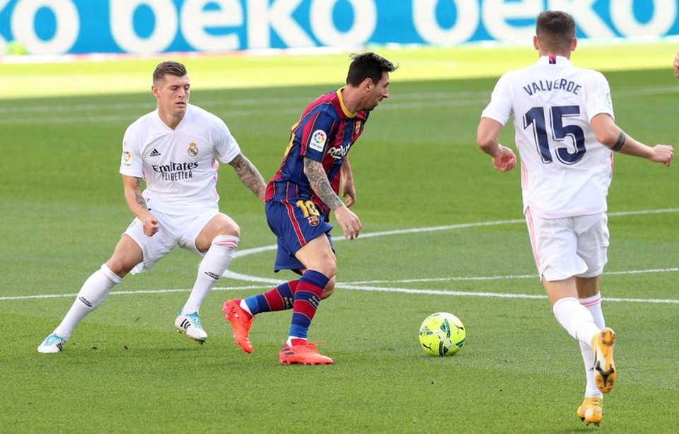 Messi bị trói trong lời nguyền C.Ronaldo ở Siêu kinh điển - 2 Messi bị trói trong lời nguyền C.Ronaldo ở Siêu kinh điển - 2