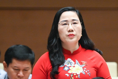 Mua sắm 95 tỷ đồng, giám đốc bệnh viện "vẽ" 1.165 quyết định chỉ định thầu