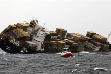 Thuyền trưởng tàu mắc cạn ngoài khơi New Zealand bị bắt