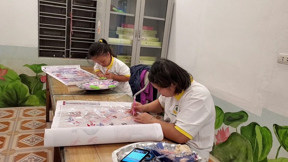 Chuyện về nữ chủ nhiệm hợp tác xã của những người khuyết tật - 2 Chuyện về nữ chủ nhiệm hợp tác xã của những người khuyết tật - 2