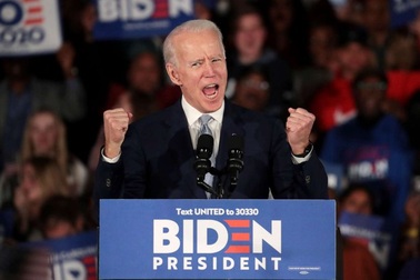 Nếu Joe Biden đắc cử, di sản đối ngoại của ông Trump có thể bị "xóa sổ"