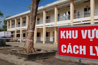 TPHCM: Chặn dịch Covid-19 hơn 7.200 người đang cách ly tập trung