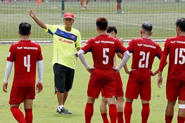 “HLV ngoại vẫn là lựa chọn tốt hơn cho đội tuyển Việt Nam”